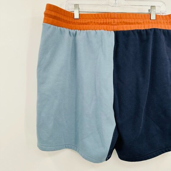 Fabletics Men's Size XXL Blue Color Blocked Fleece Lined Shorts - Picture 7 of 8